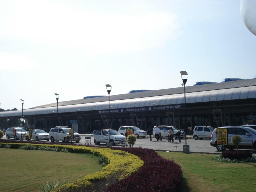 Aurangabad Airport to Shirdi Taxi with Aurangabad Sightseeing