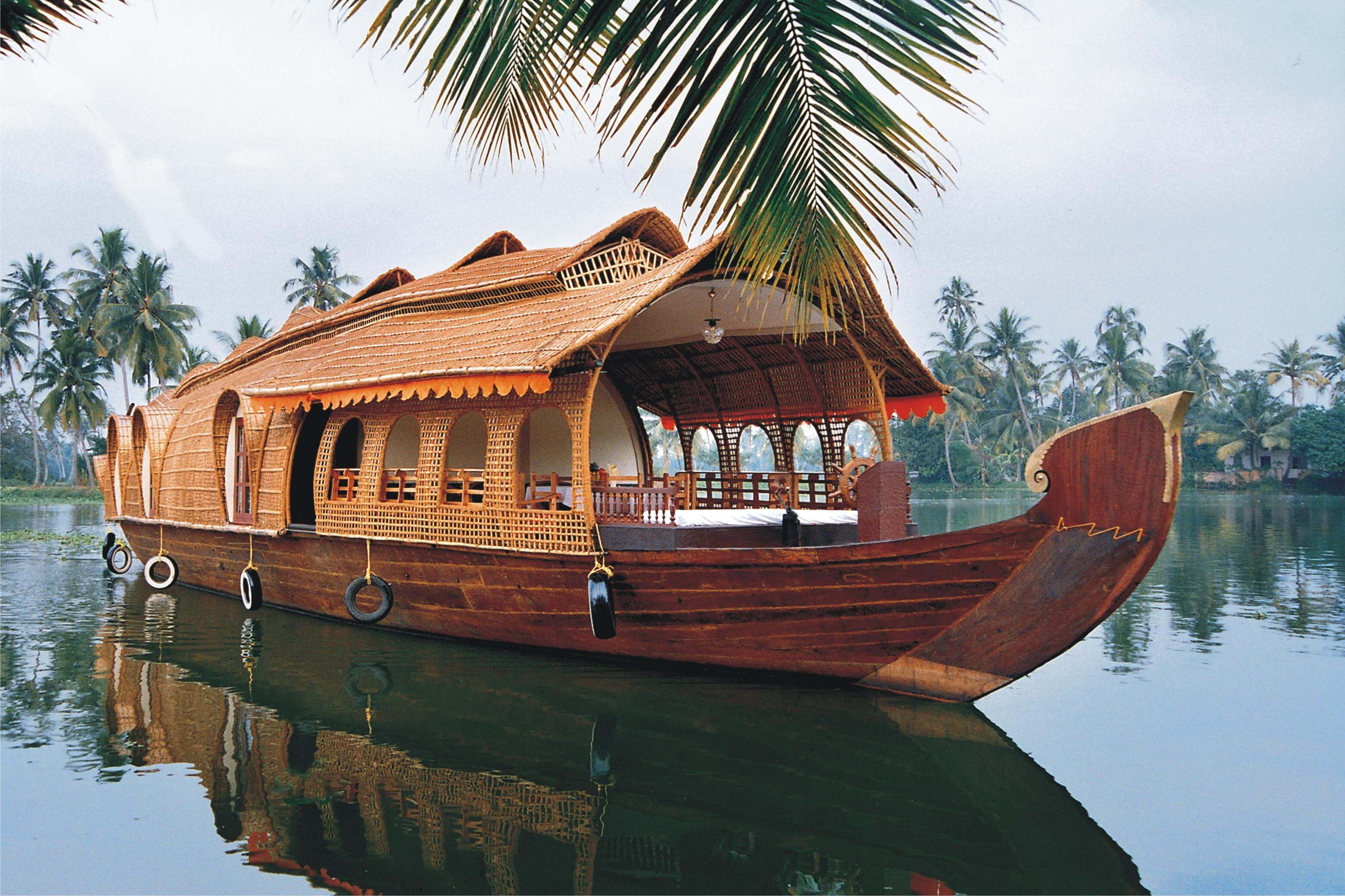 Munnar and Alleppey Taxi Service